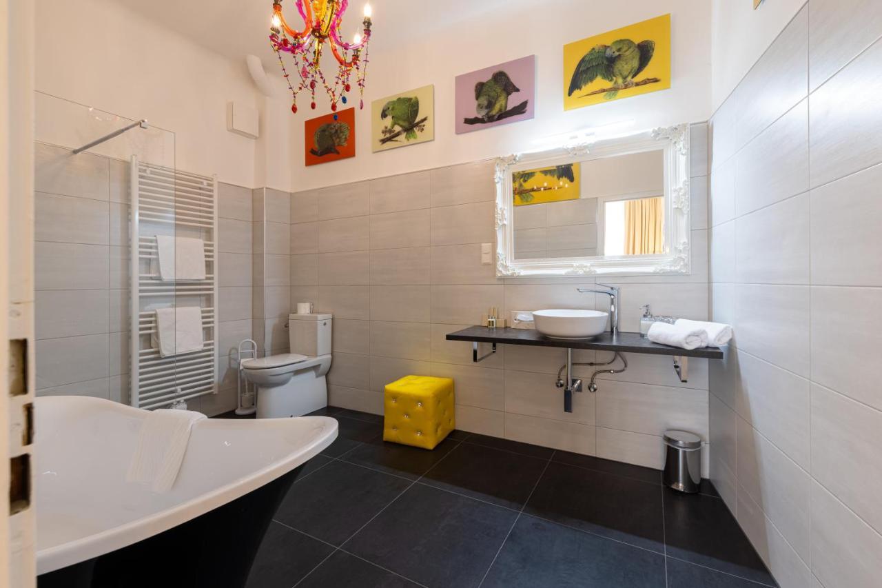 Boutique Hotel Goldenes Lamm フィラハ エクステリア 写真