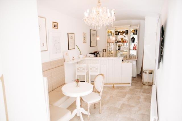 Boutique Hotel Goldenes Lamm フィラハ エクステリア 写真